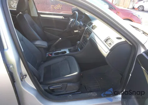 2013 Volkswagen Passat 2.5L Se from USA, damaged, VIN 1VWBP7A35DC075428